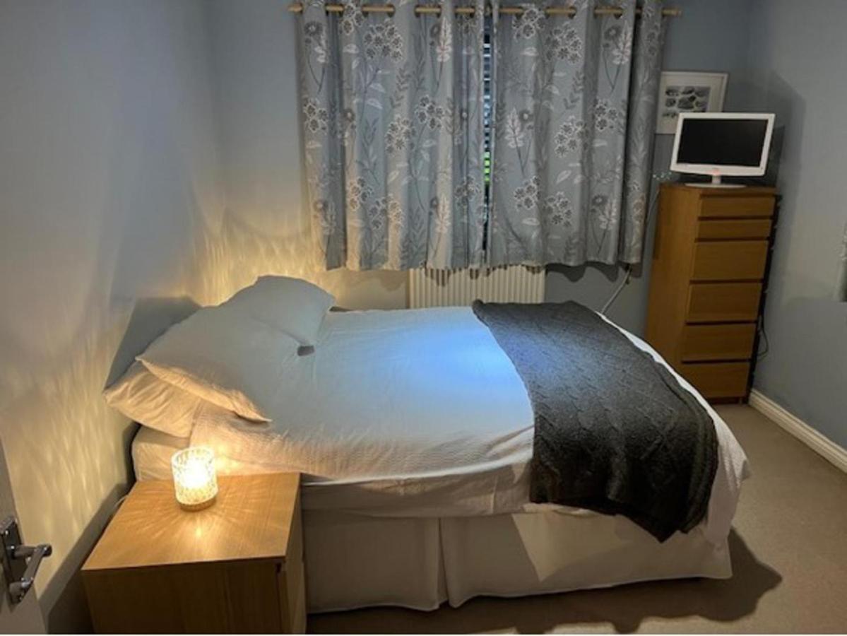 Captivating In Copthorne Near Gatwick Apartamento Copthorne (West Sussex)